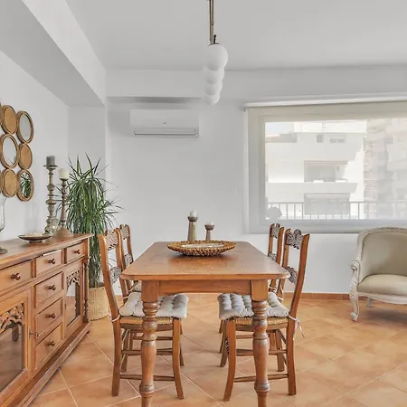 Polo 5d Jacaranda Marbella