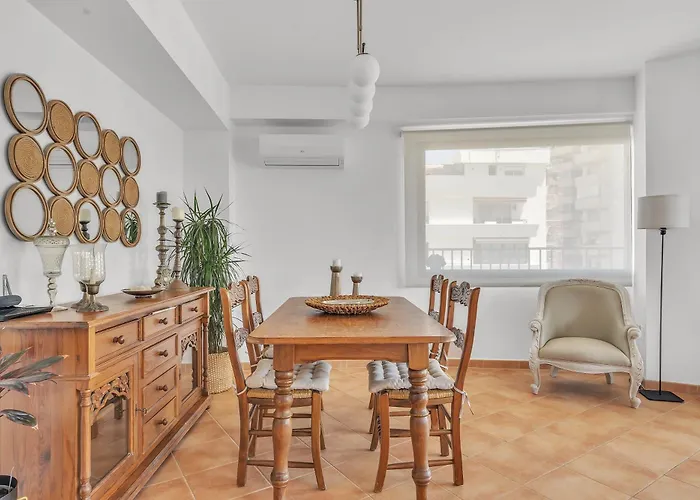 Polo 5d Jacaranda Marbella